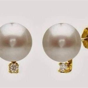 Akoya Pearl and diamond earrings